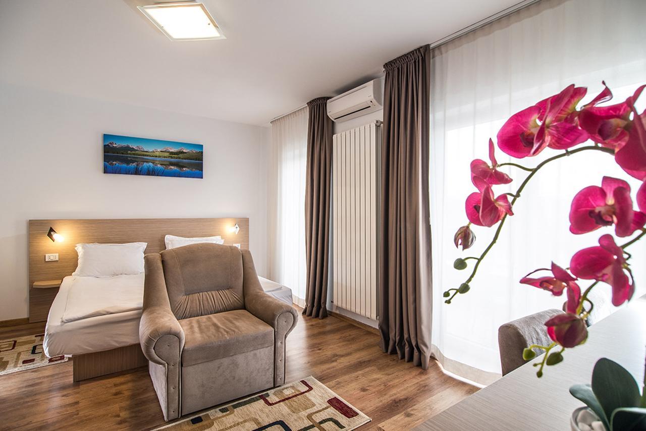 Residence Il Lago Cluj-Napoca Exterior foto